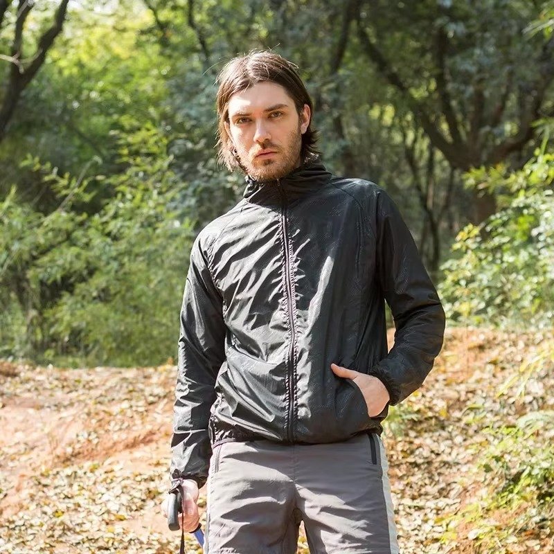 Men's Packable Hooded Windbreaker