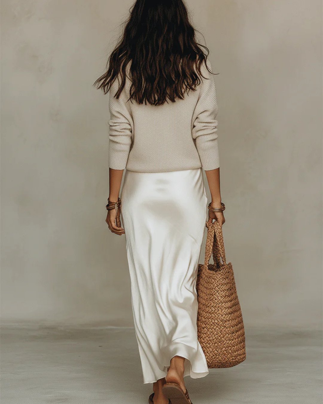 Women's Oversized Cropped V-Neck Jumper