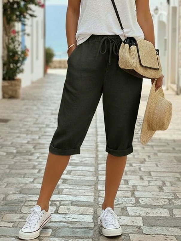 Women's Cropped Capri Trousers - Black