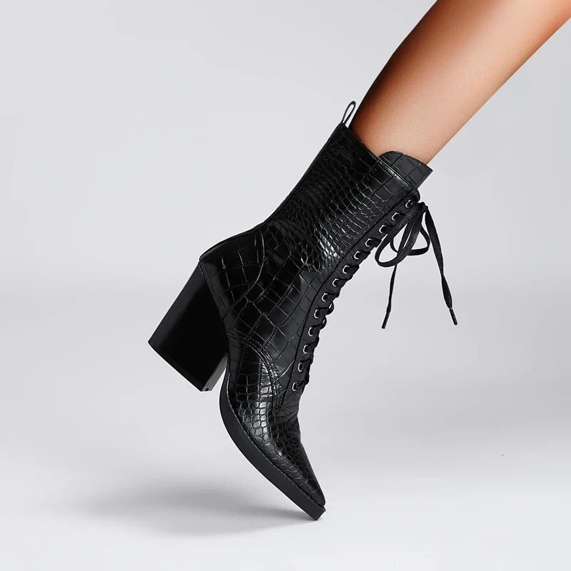 Women's Leather Lace-Up Ankle Boots - Black