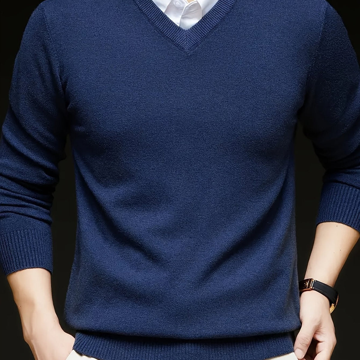 Men's Wool-Blend V-Neck Jumper - Navy