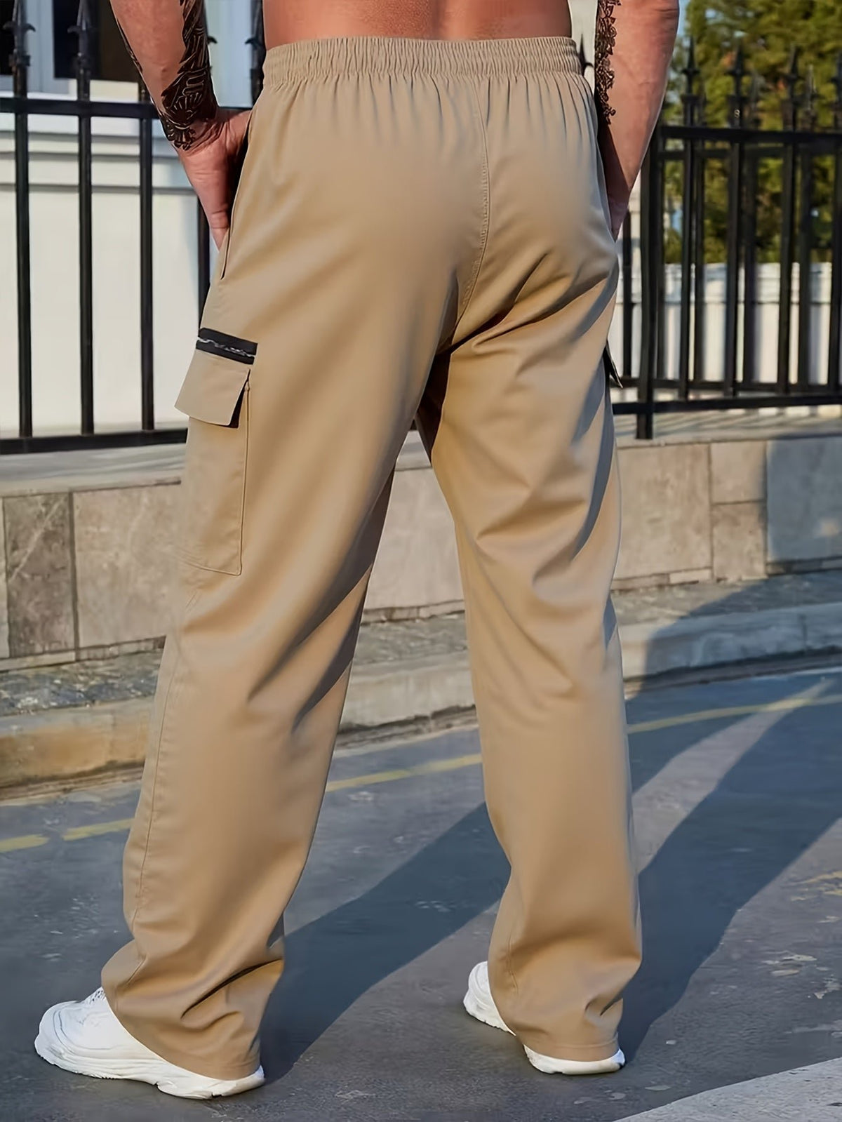 Men's Straight-Fit Cargo Trousers