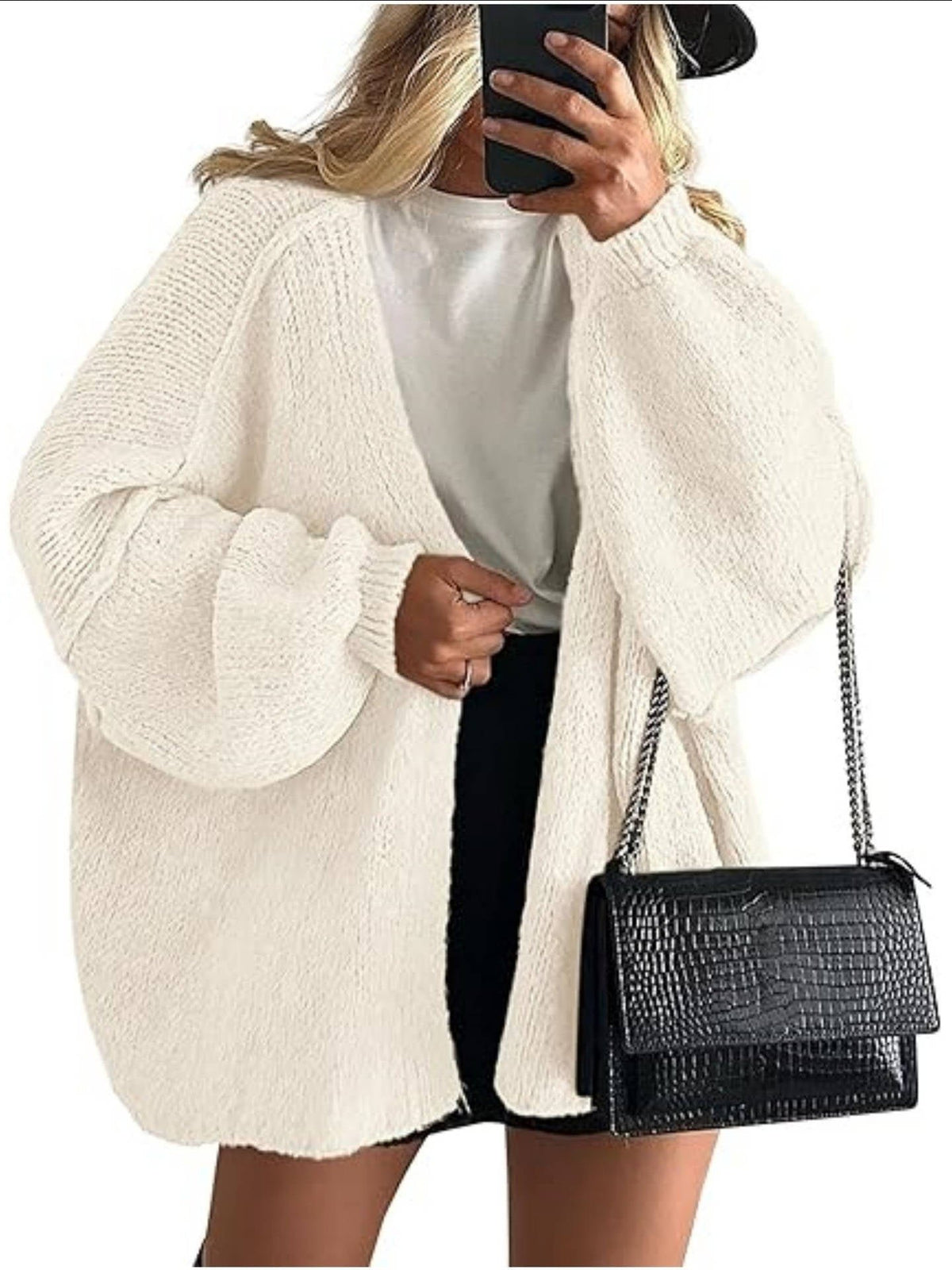 Women's Oversized Chunky Knit Cardigan - White