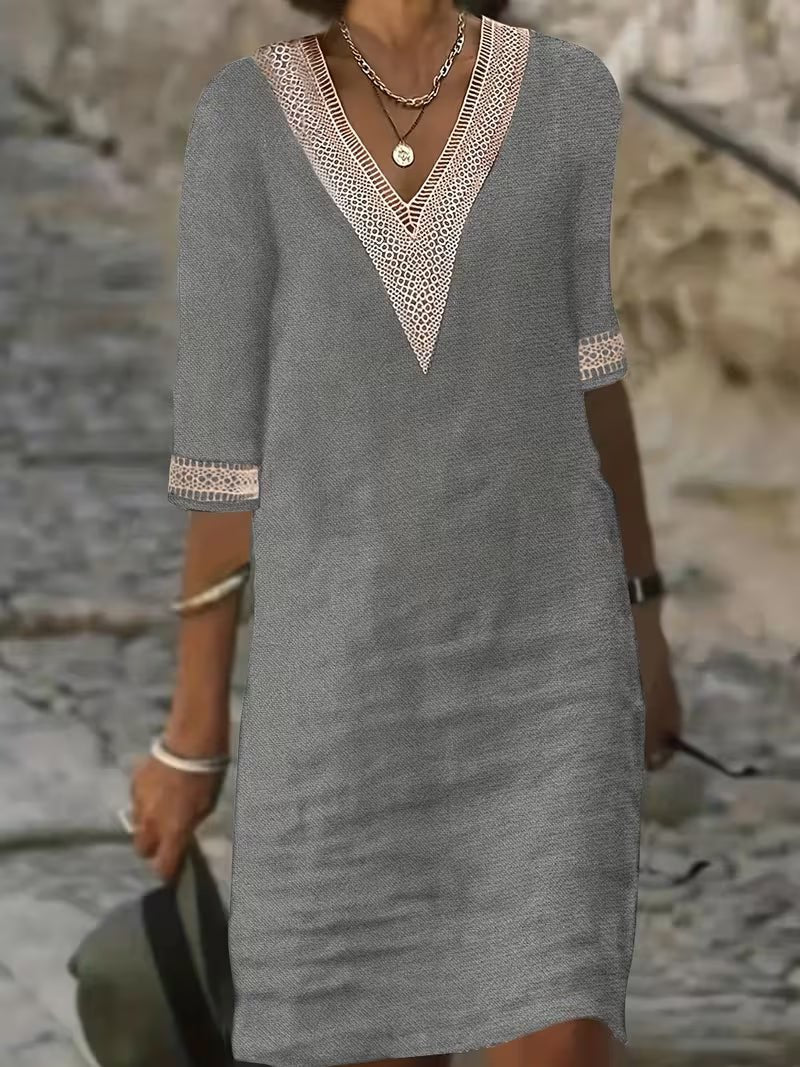 Women's Black Vacation V-Neck Shift Dress - Grey