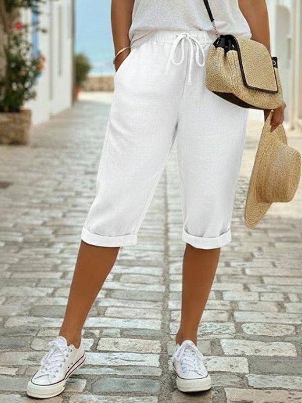 Women's Cropped Capri Trousers - White
