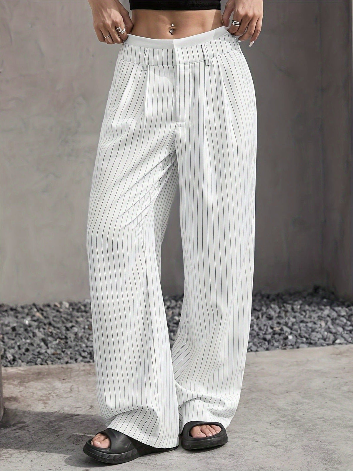 Women's High-Waisted Wide-Leg Pinstripe Trousers - White