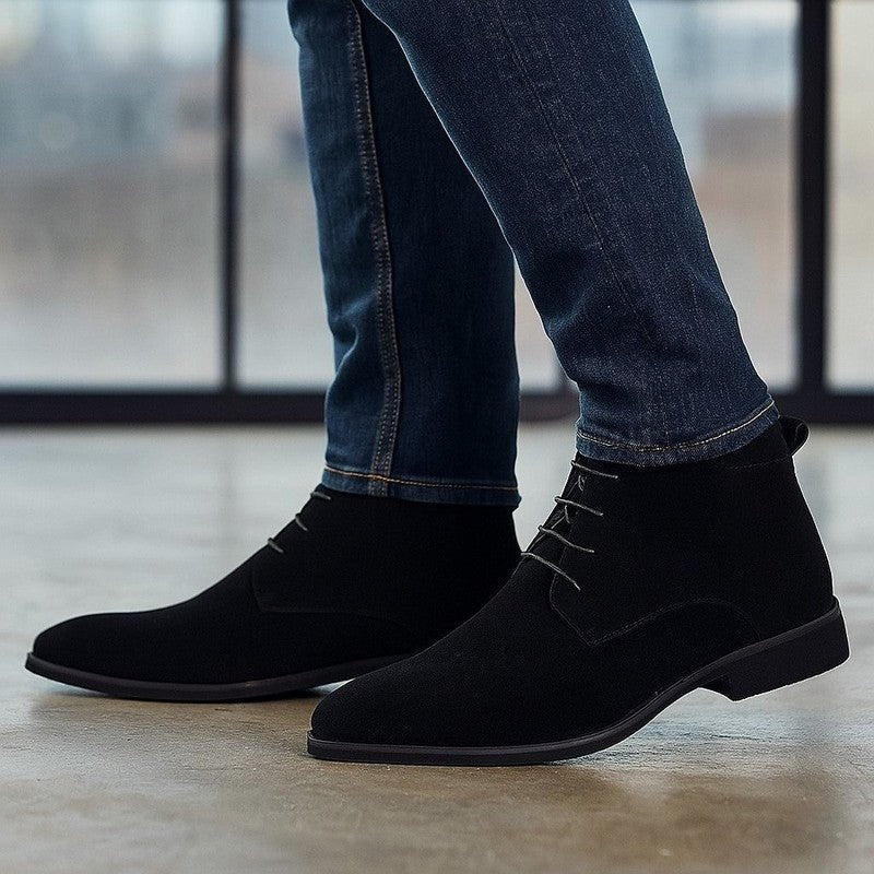 Men's Slim Suede Chukka Boots