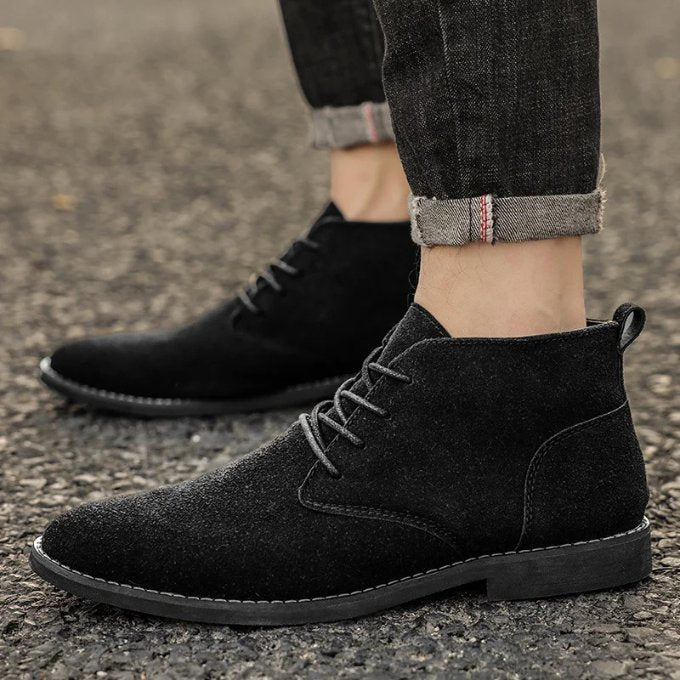 Men's Suede Chukka Boots