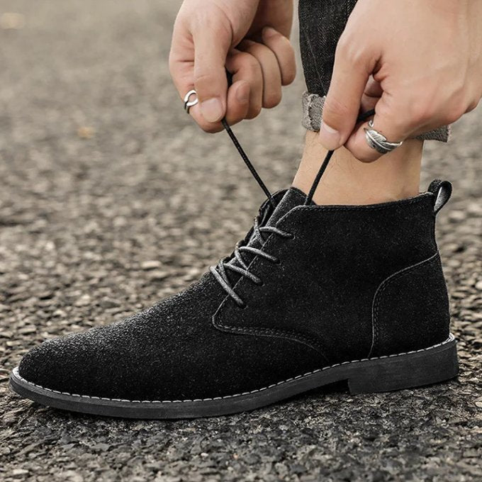 Men's Suede Chukka Boots