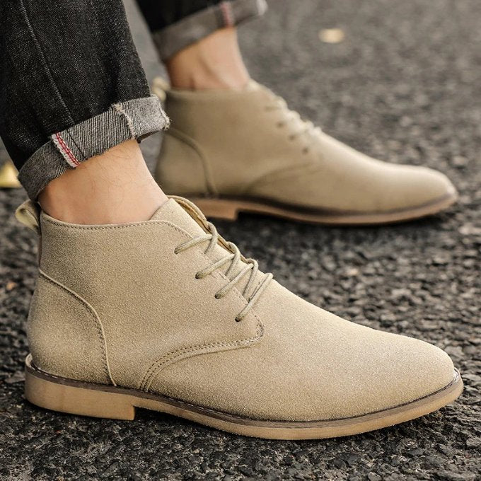 Men's Suede Chukka Boots - Ivory
